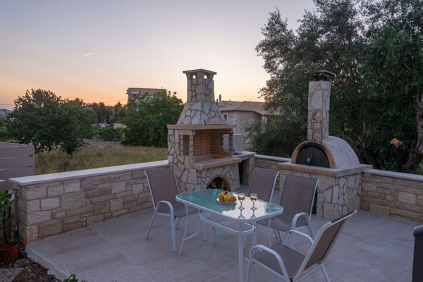 Tesoro Sivota - BBQ/Garden View